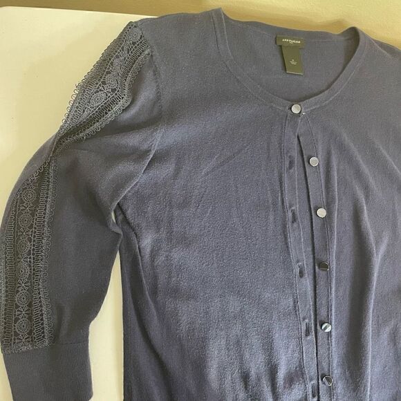 Ann Taylor|Button up|Cardigan|100% Cotton| open knit sleeves|Medium - Picture 7 of 13